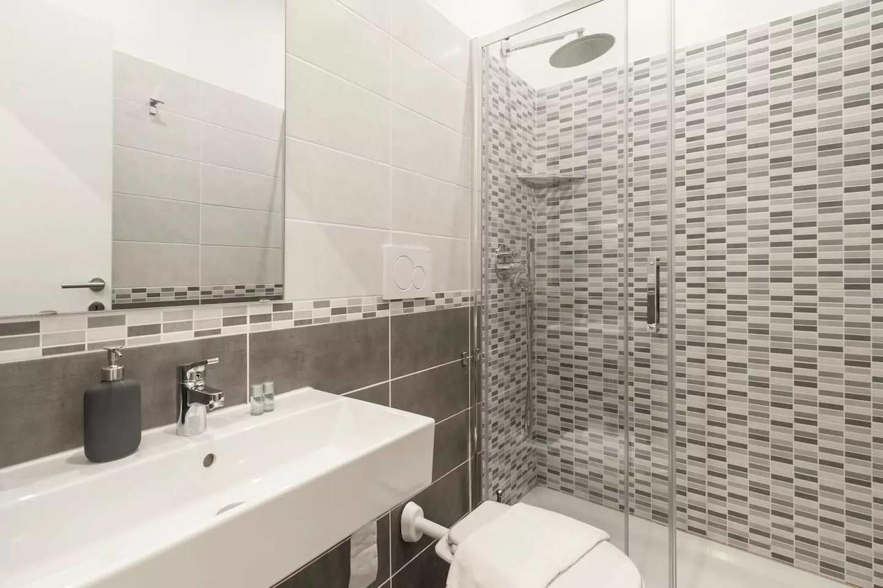 Zhihua Gasthof 2*